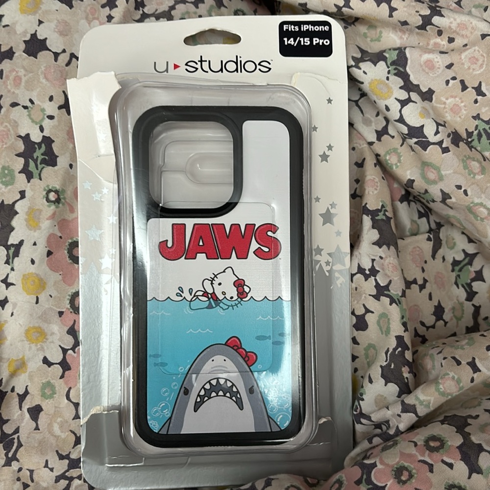 Hello Kitty Jaws case - Picture 3 of 3